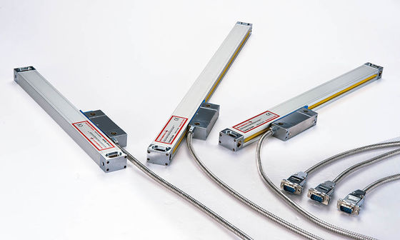 Encoders ópticos lineales VS20 de alta precisión Resolución del codificador 5μm y clase de protección IP67 para posicionar con precisión